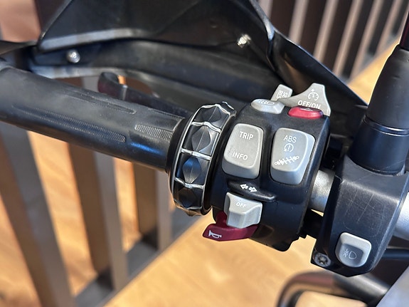BMW R 1200 GS Adventure med koffertsett 7 of 8