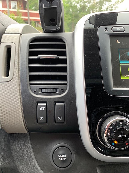 Renault Trafic 23 of 24