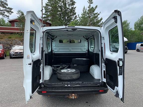 Renault Trafic 8 of 24