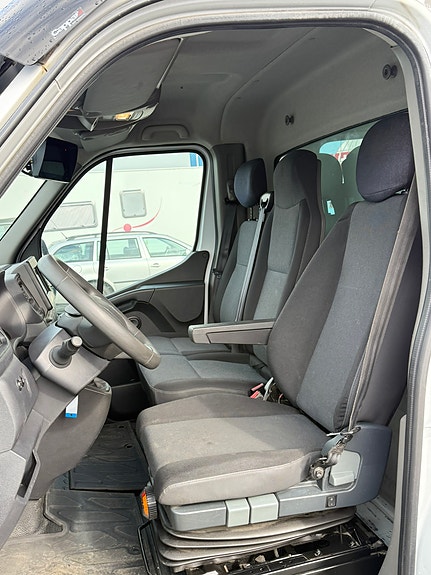 Renault Master 15 of 28