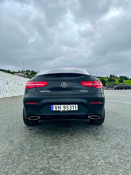 Mercedes-Benz GLC350 e 5 of 21