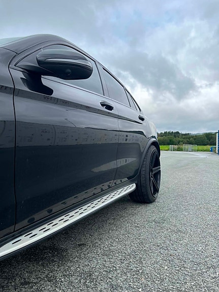 Mercedes-Benz GLC350 e 7 of 21