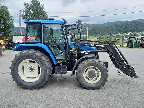 New Holland TS100 2000, kr 280 000,-