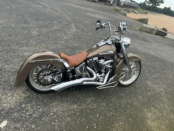 Harley-Davidson Fatboy 8 of 17