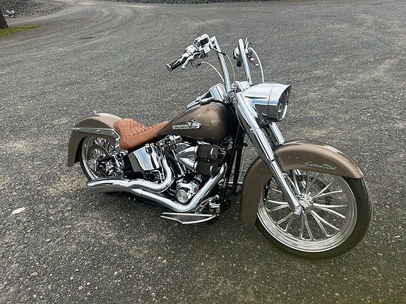 Harley-Davidson Fatboy 9 of 17