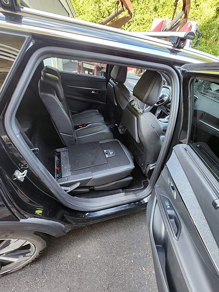 Peugeot 5008 8 of 30