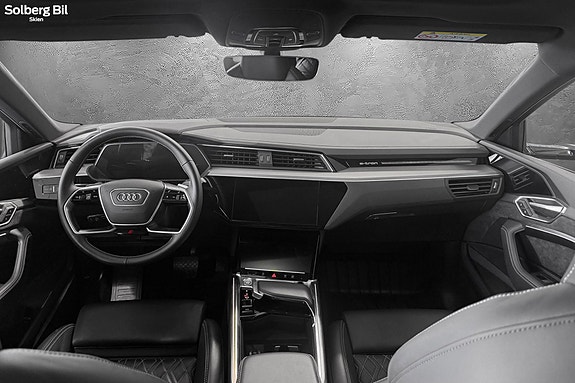 Audi e-tron Sportback 25 of 30
