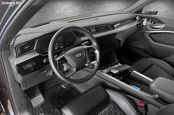 Audi e-tron Sportback 23 of 30
