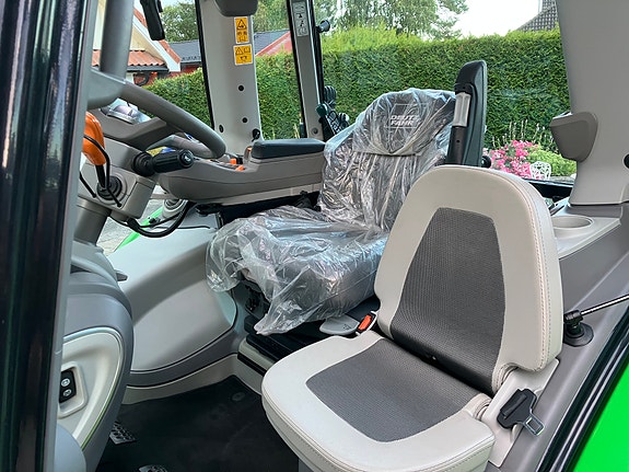 Deutz 6150.4  TTV Agrotron 17 of 30