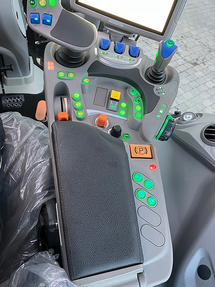 Deutz 6150.4  TTV Agrotron 22 of 30