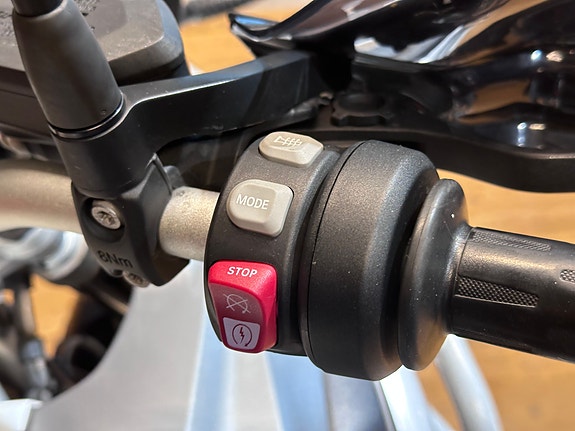 BMW R 1200 GS med koffertsett 9 of 10