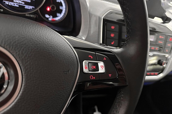 Volkswagen UP! 12 of 18