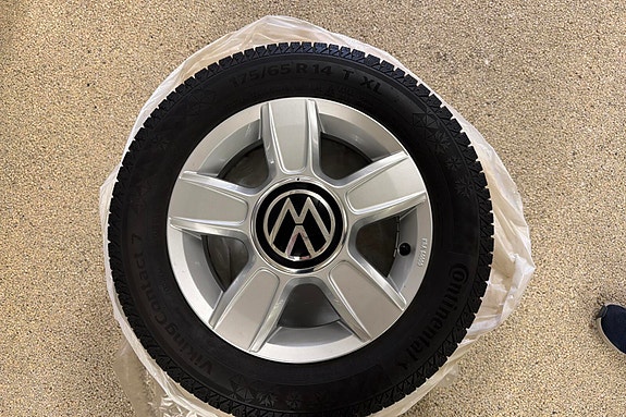 Volkswagen UP! 17 of 18