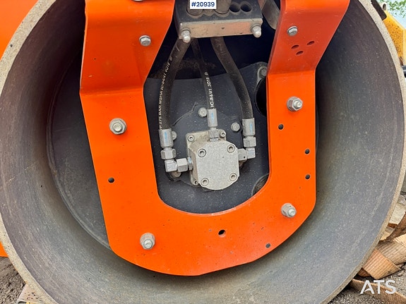 Hamm HD12 VV Tandemvals 9 of 15