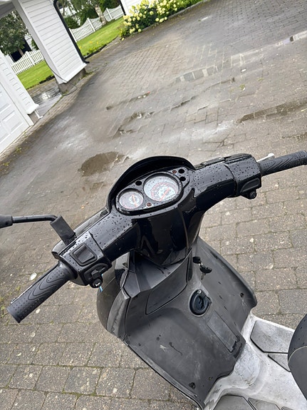 Piaggio Typhon 50 4 of 6