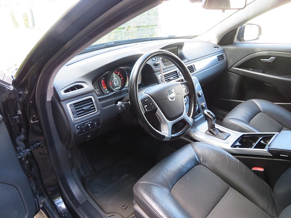 Volvo V70 23 of 30