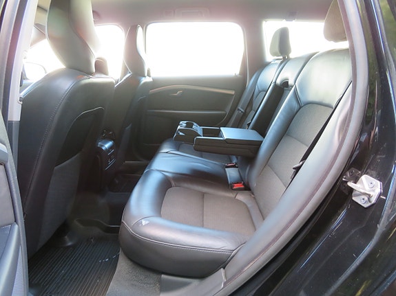 Volvo V70 21 of 30