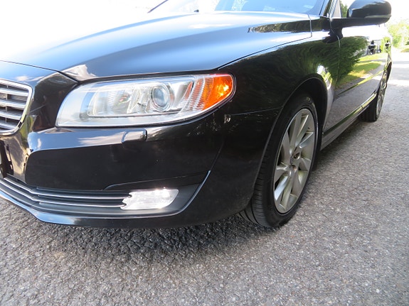 Volvo V70 9 of 30