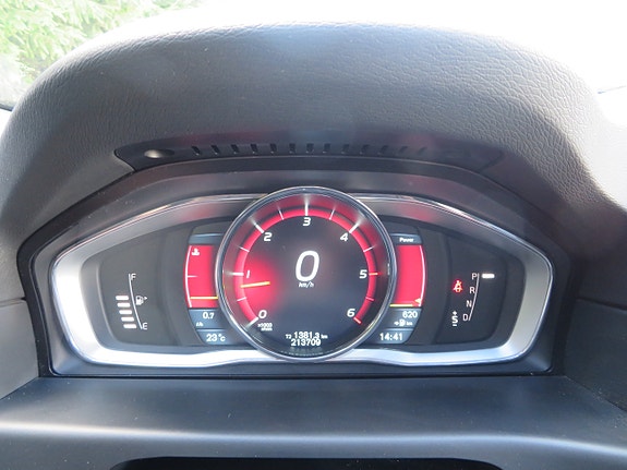 Volvo V70 26 of 30