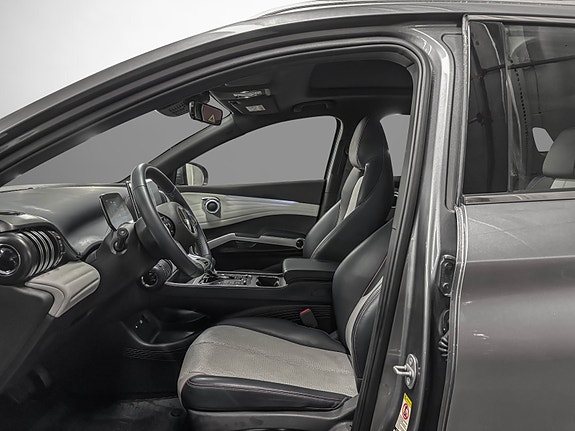 BYD Atto 3 11 of 30
