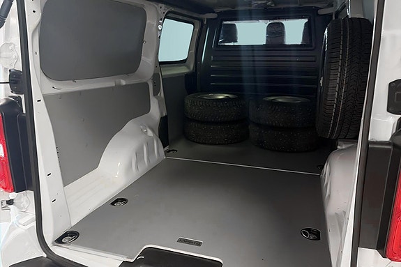 Opel Vivaro 9 of 21