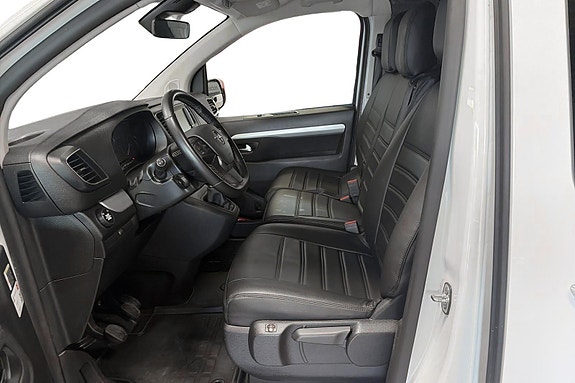 Opel Vivaro 10 of 21