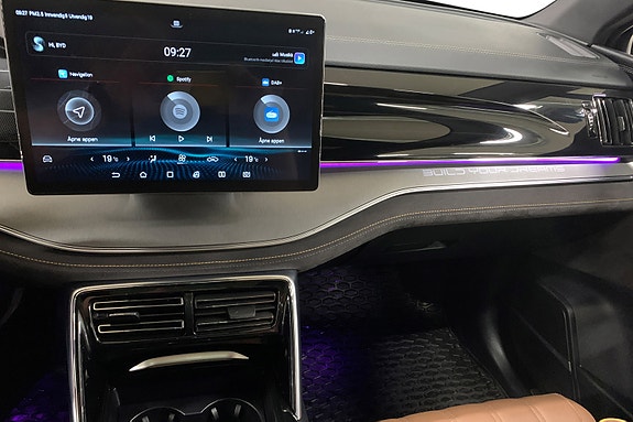 BYD Tang 12 of 15
