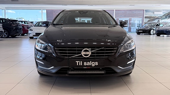 Volvo V60 4 of 30