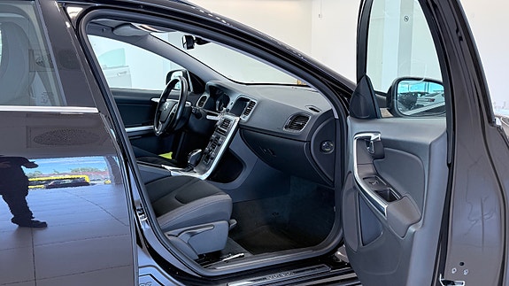 Volvo V60 17 of 30