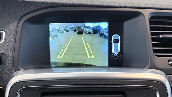 Volvo V60 27 of 30