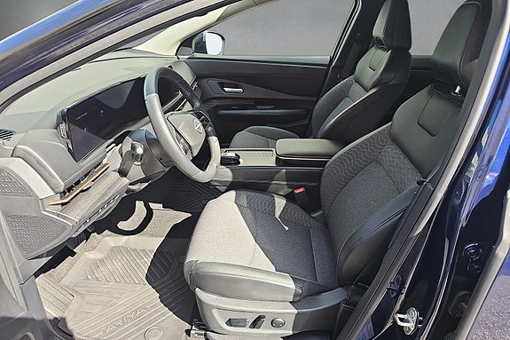 Nissan Ariya 10 of 14