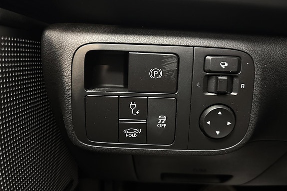Hyundai Ioniq 6 17 of 18