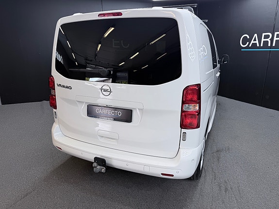 Opel Vivaro 12 of 30