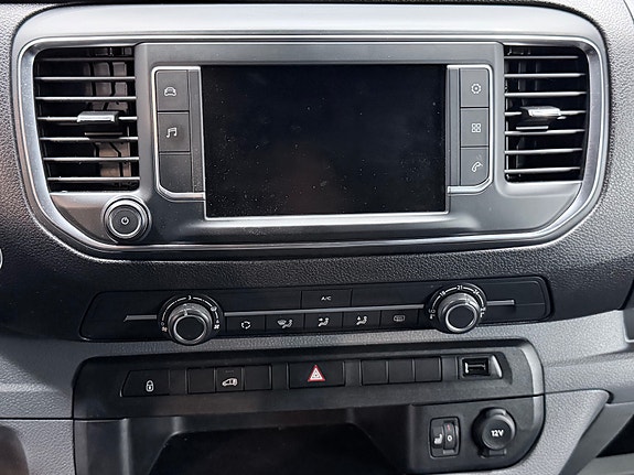 Opel Vivaro 30 of 30
