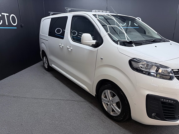 Opel Vivaro 3 of 30