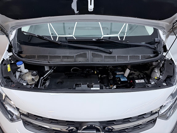 Opel Vivaro 18 of 30