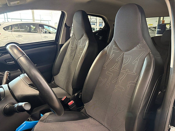 Toyota Aygo 18 of 30