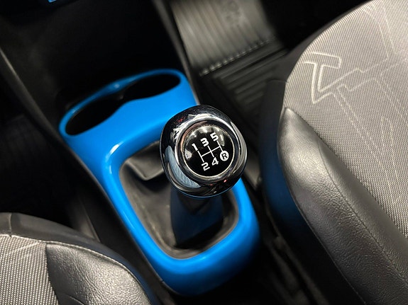 Toyota Aygo 26 of 30