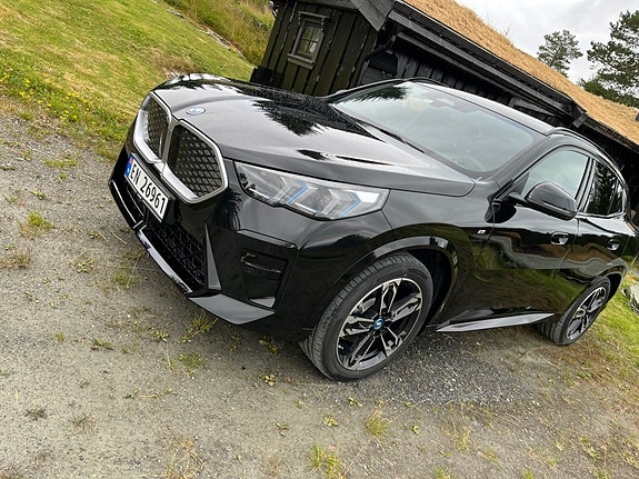 BMW iX2 2 of 12