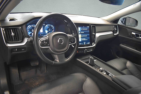 Volvo V60 8 of 21