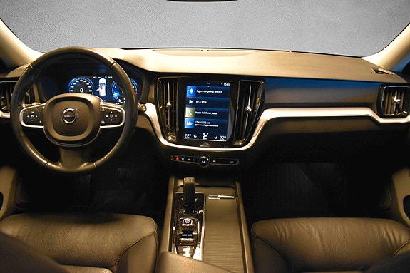 Volvo V60 10 of 21