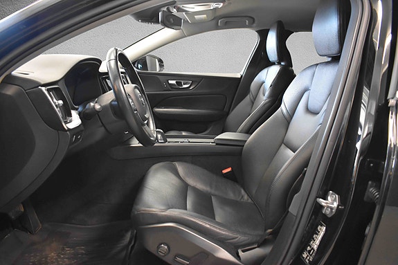 Volvo V60 7 of 21