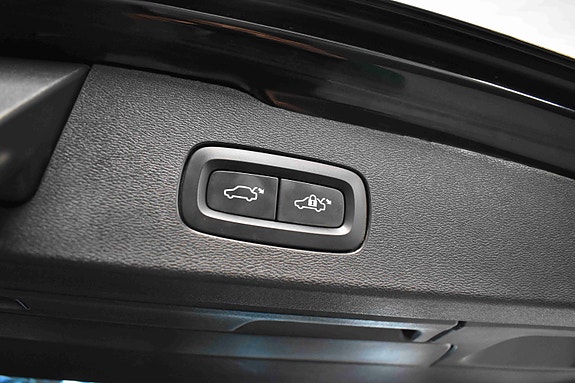 Volvo V60 13 of 21