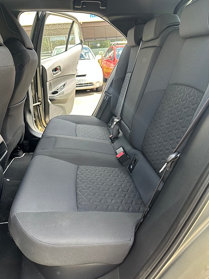 Toyota Corolla 15 of 29
