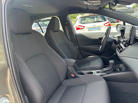 Toyota Corolla 21 of 29