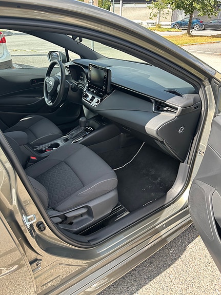 Toyota Corolla 20 of 29