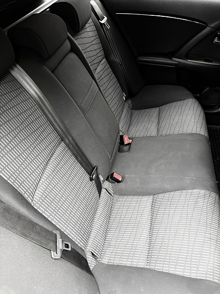 Toyota Avensis 16 of 30