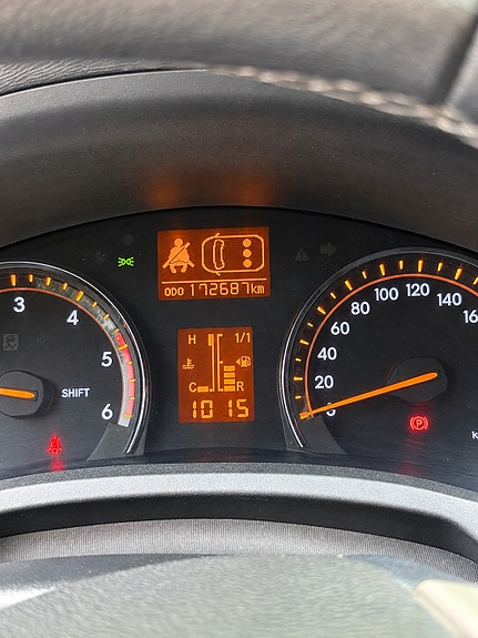 Toyota Avensis 26 of 30