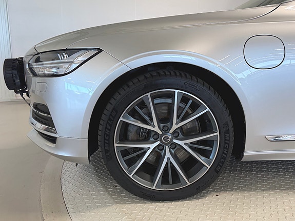 Volvo V90 8 of 30