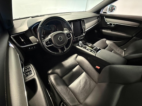 Volvo V90 6 of 30